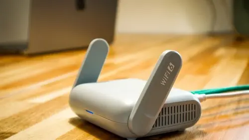 Нужно ли выключать Wi-Fi-роутер на ночь