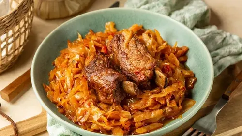 Тушеная капуста: классический рецепт