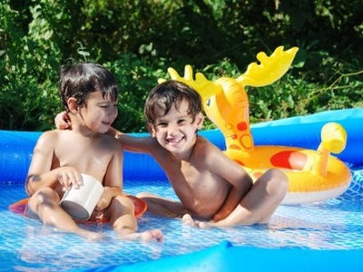 Как выбрать надувной бассейн для ребенка?