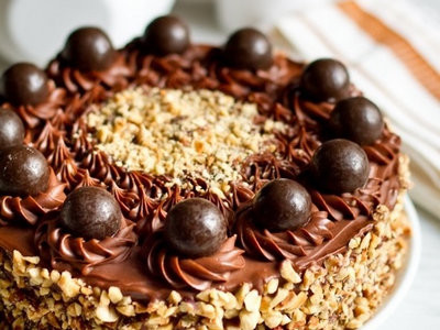 Шоколадно-ореховый торт с Нутеллой (рецепт)