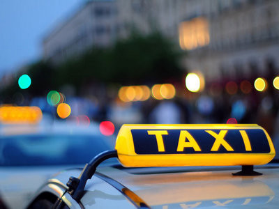 Как правильно выбрать службу такси?