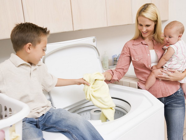 Как стирать детские вещи