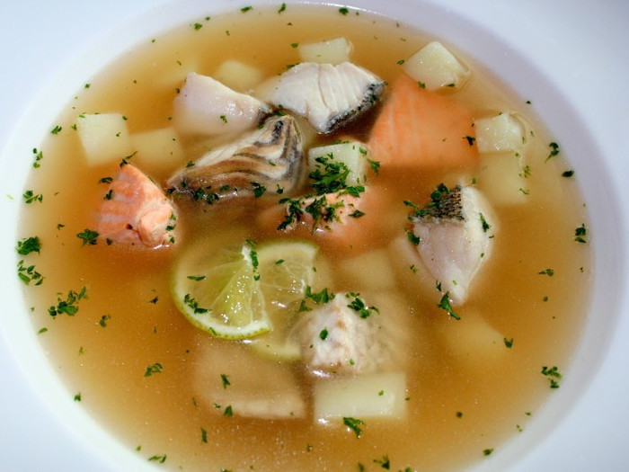 Как варить рыбный суп всего за 30 минут