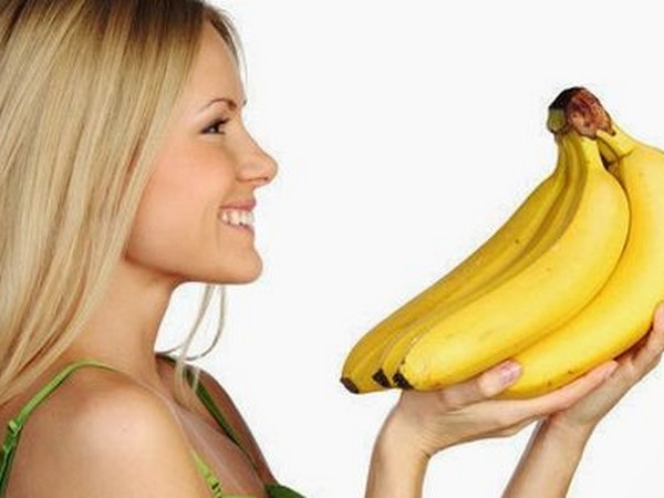​Можно кормящей маме бананы?