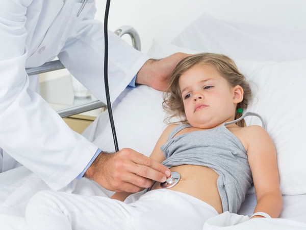 ​Что делать, если у ребенка болит живот?