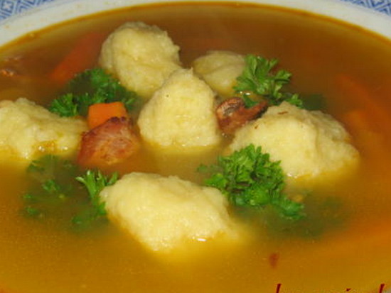​Суп с клецками из печени (рецепт)