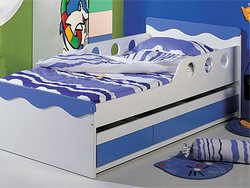 Преимущества покупки детской кровати с выдвижными ящиками
