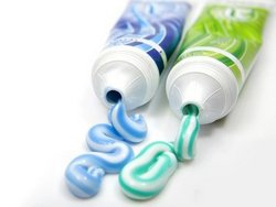 Чем полезна зубная паста в быту
