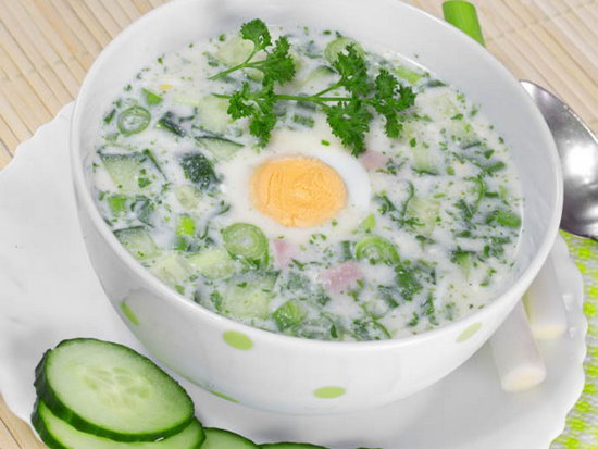 Лёгкий холодный суп на кефире (рецепт)