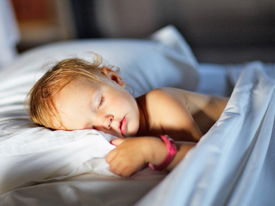 Как уложить ребенка спать: ТОП-7 полезных и простых советов