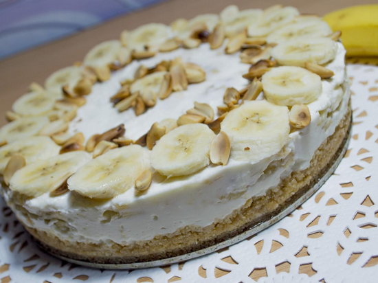 Банановый торт без выпечки (рецепт)