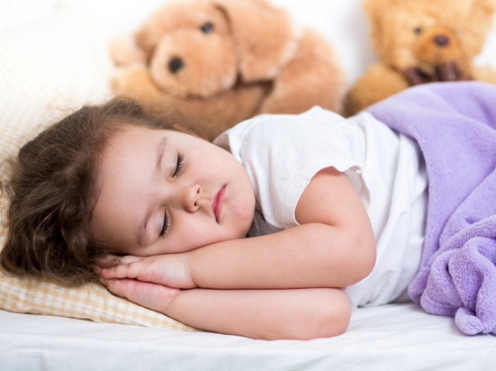 Ученые рассказали, сколько детям нужно спать