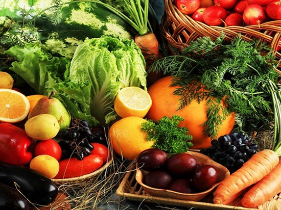 Ученые доказали, что молодые люди нуждаются во фруктах и овощах