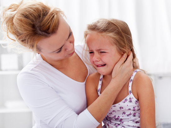 Плачет ребенок: как к этому относиться и что с этим делать?