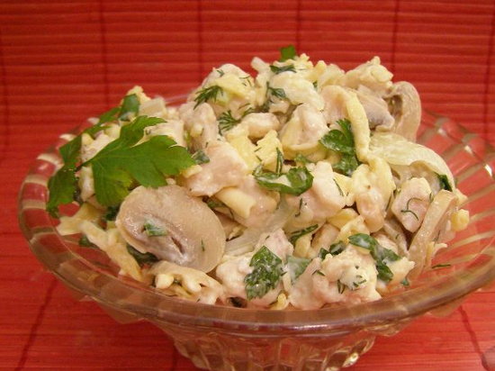 Салат из шампиньонов и курицы (рецепт)