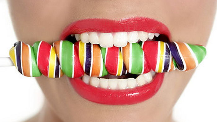 4 продукта вредных для здоровья зубов