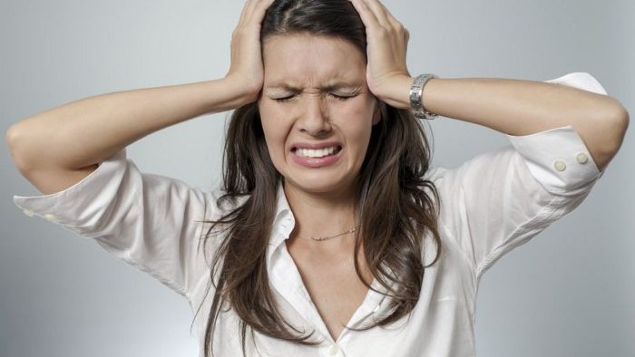 8 причин, почему по утрам болит голова, и что с этим делать
